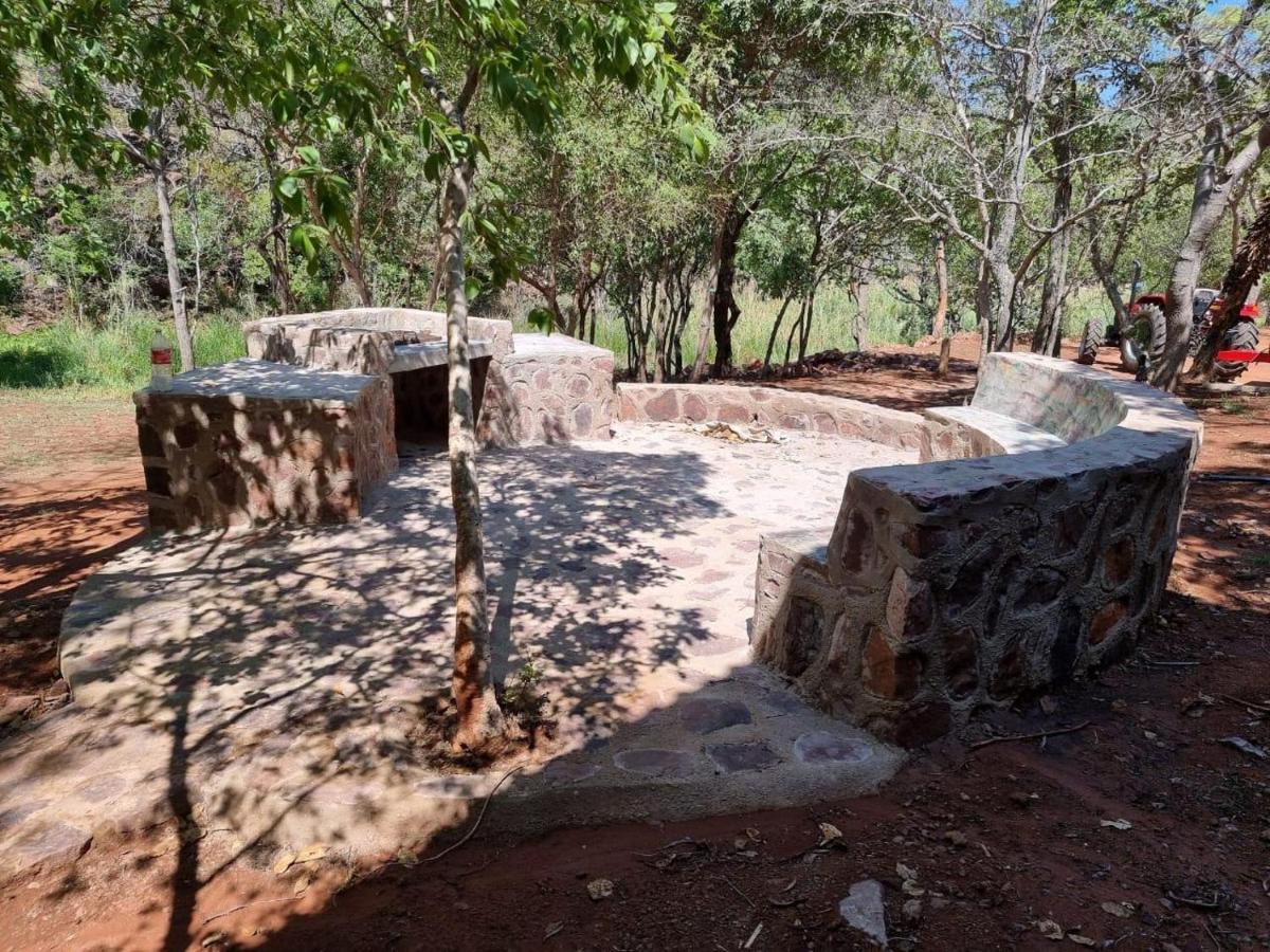 Waterfall Safari Lodge Winterkamp Dış mekan fotoğraf